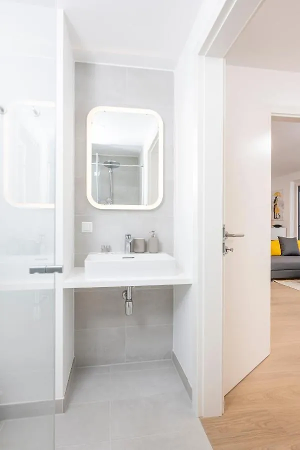 Appartamento Premium Terrace Suite Breitensee By Ichbucheat Vienna