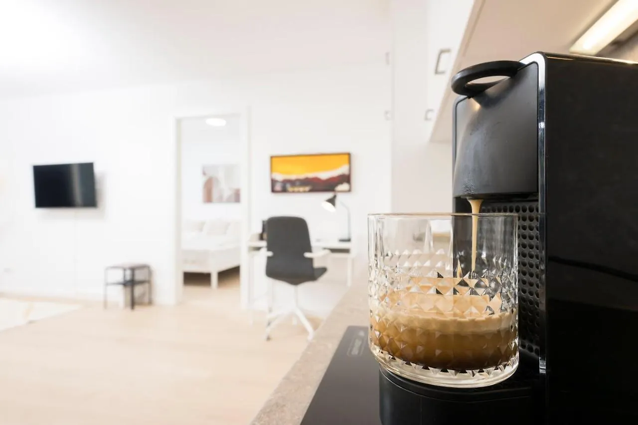 Appartamento Premium Terrace Suite Breitensee By Ichbucheat Vienna
